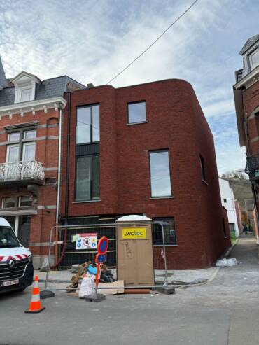 façade avant en cours